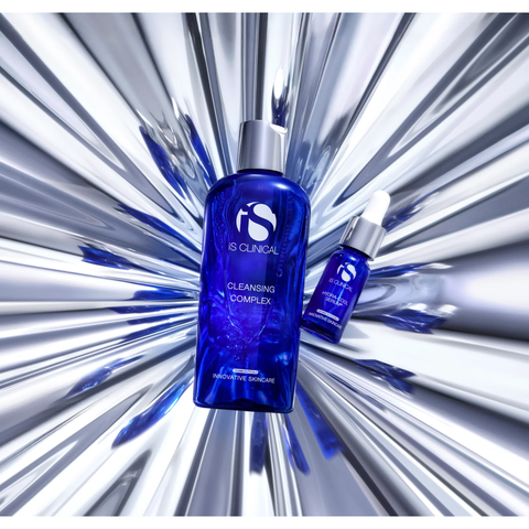 iS Clinical Balance and Hydrate Duo Holiday Kit