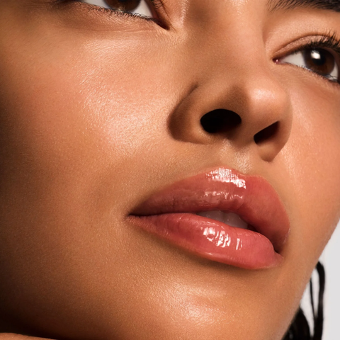iS Clinical Youth Lip Elixir